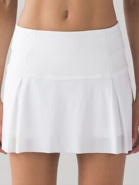 Lululemon Lost In PACE skirt 8 Tall